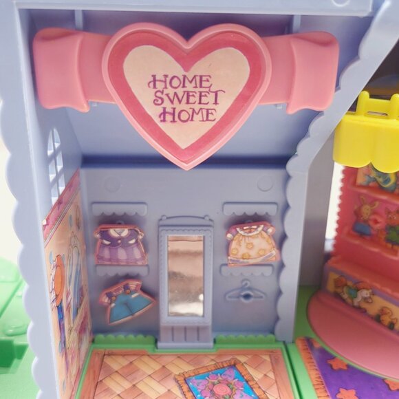 Vintage 1994 TAKARA Furry Families, Lion Family Enchanted Playhouse + furniture - Picture 14 of 16